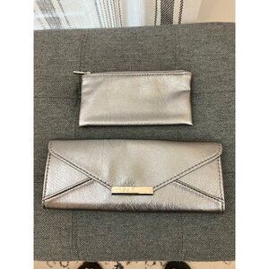 Beauty Professional Shiny Silver Wallet and Coin Purse